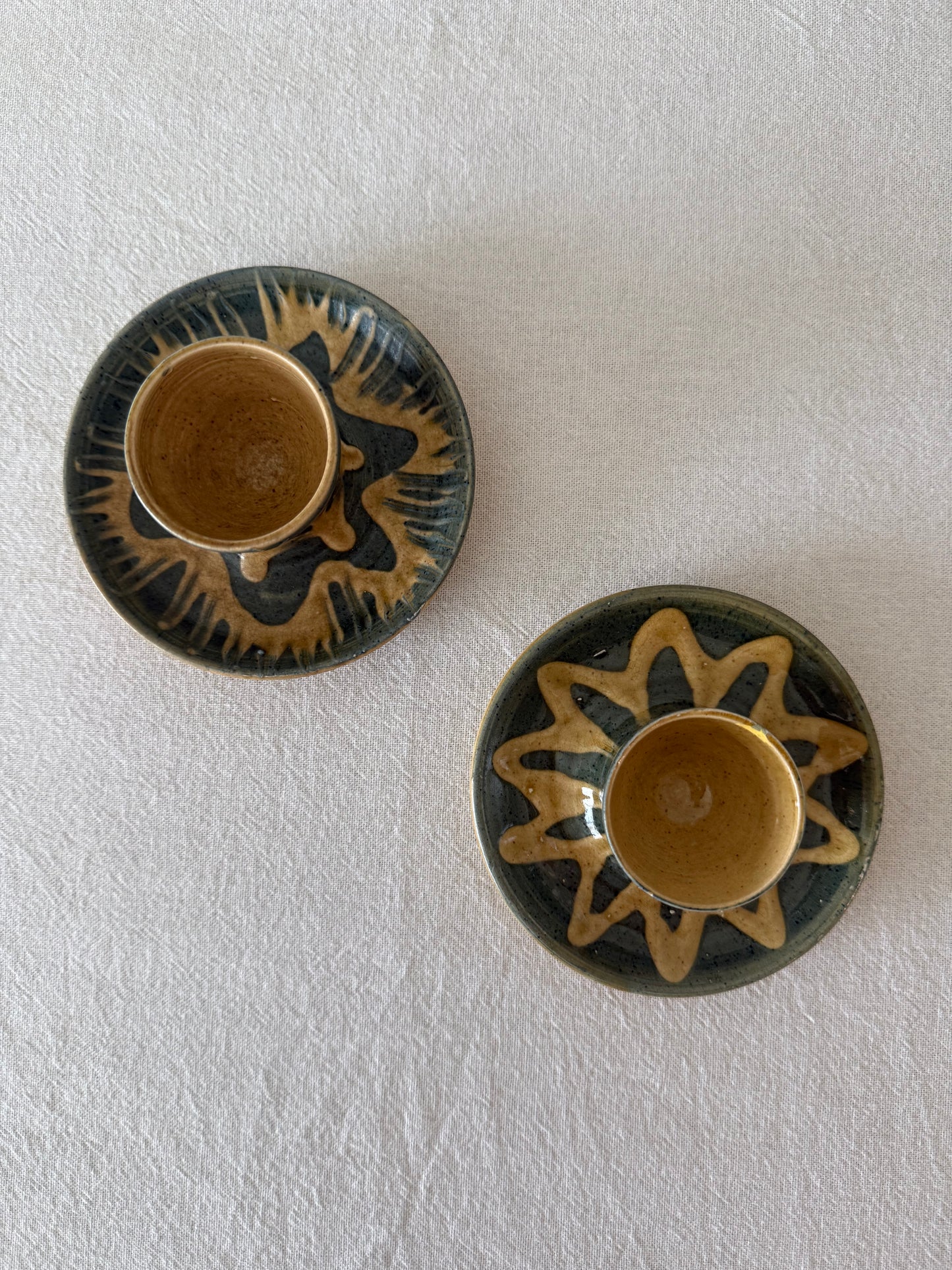 Ceramic egg cups