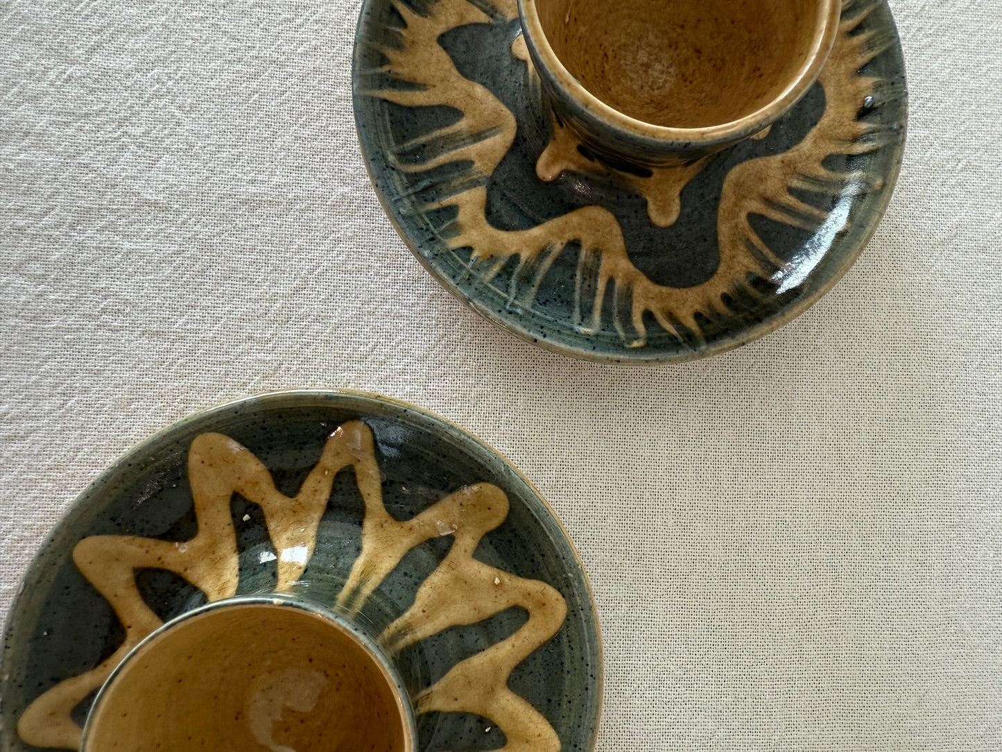 Ceramic egg cups