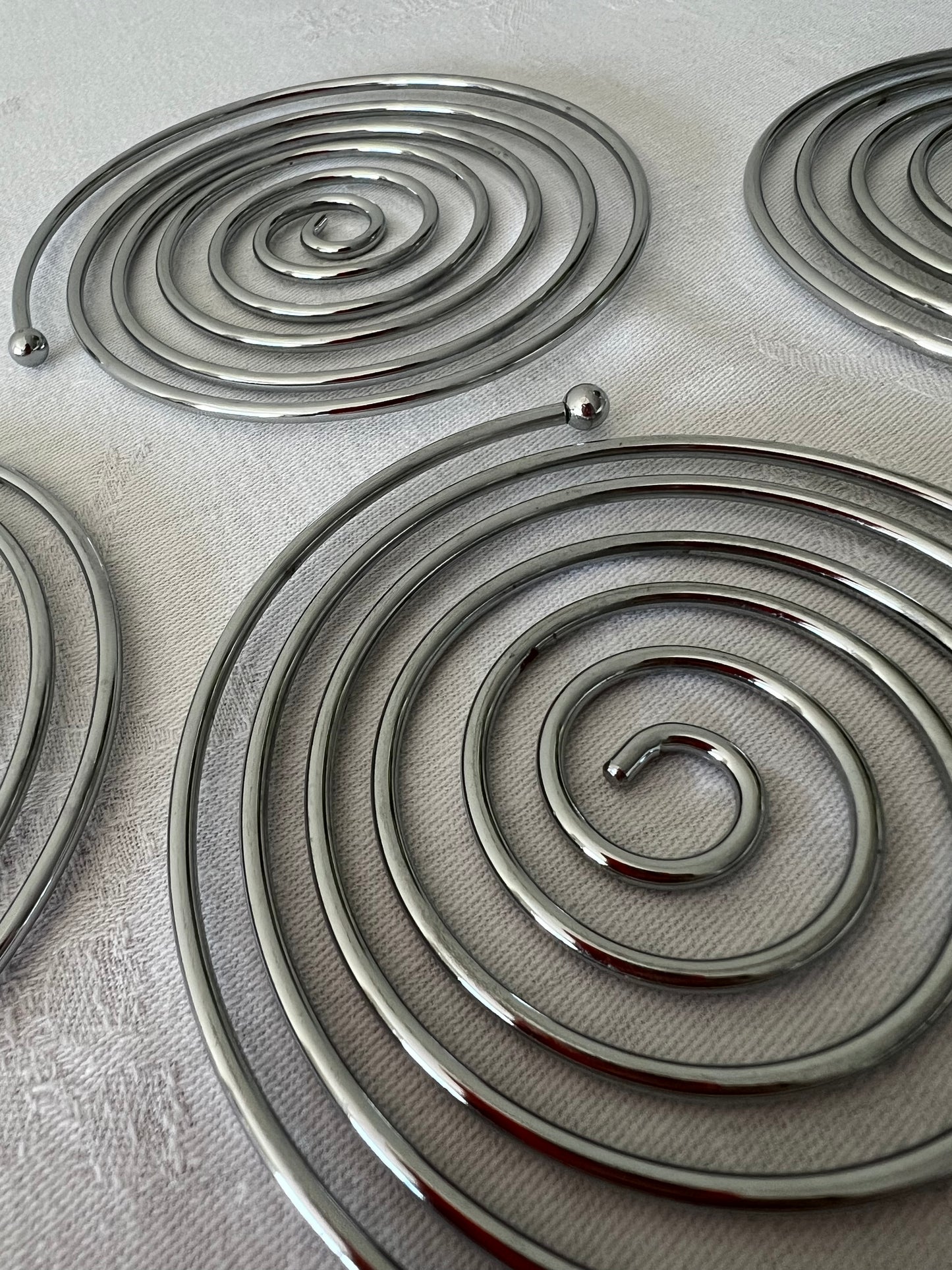 Spiral coasters