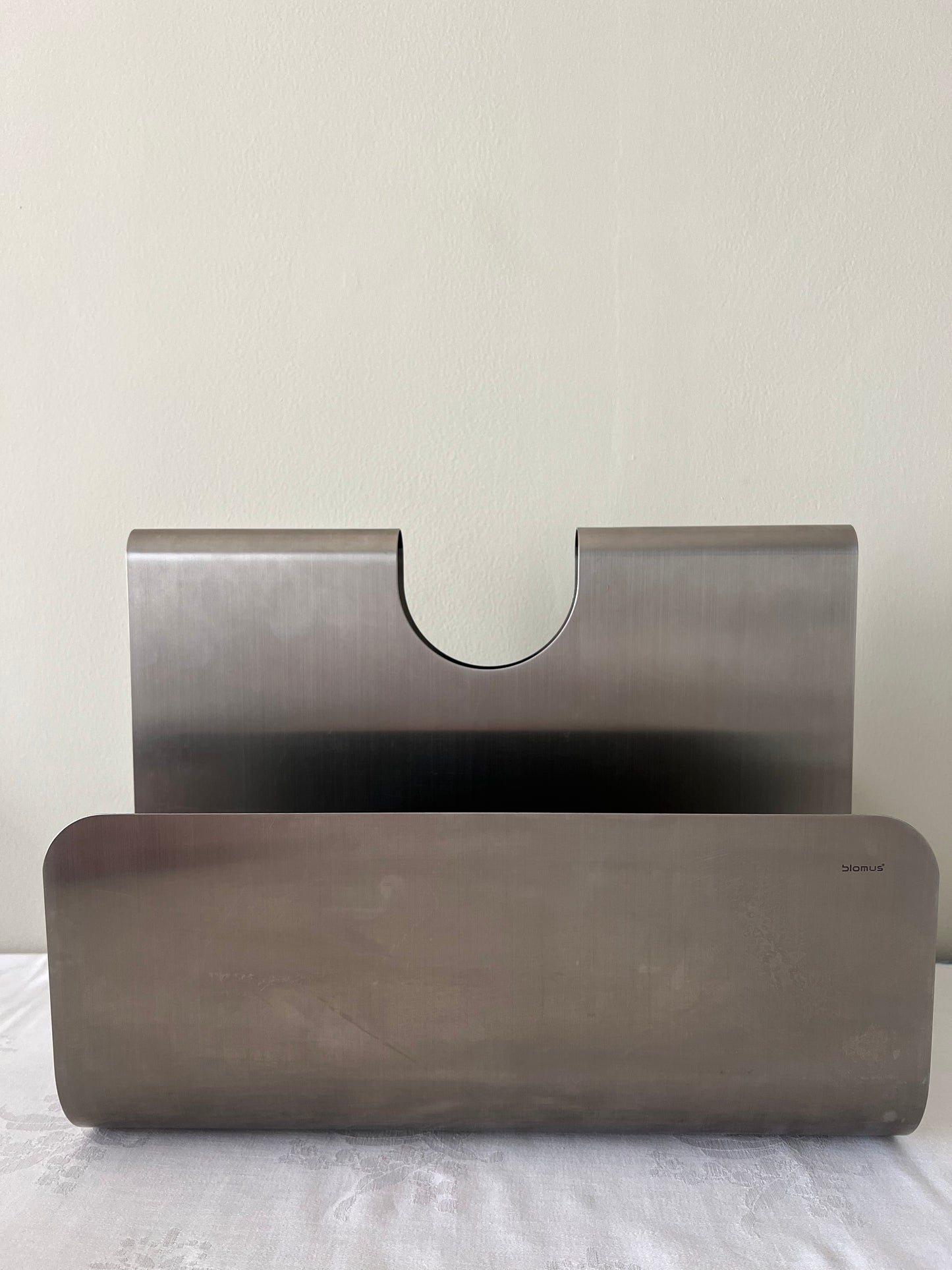 Magazine rack