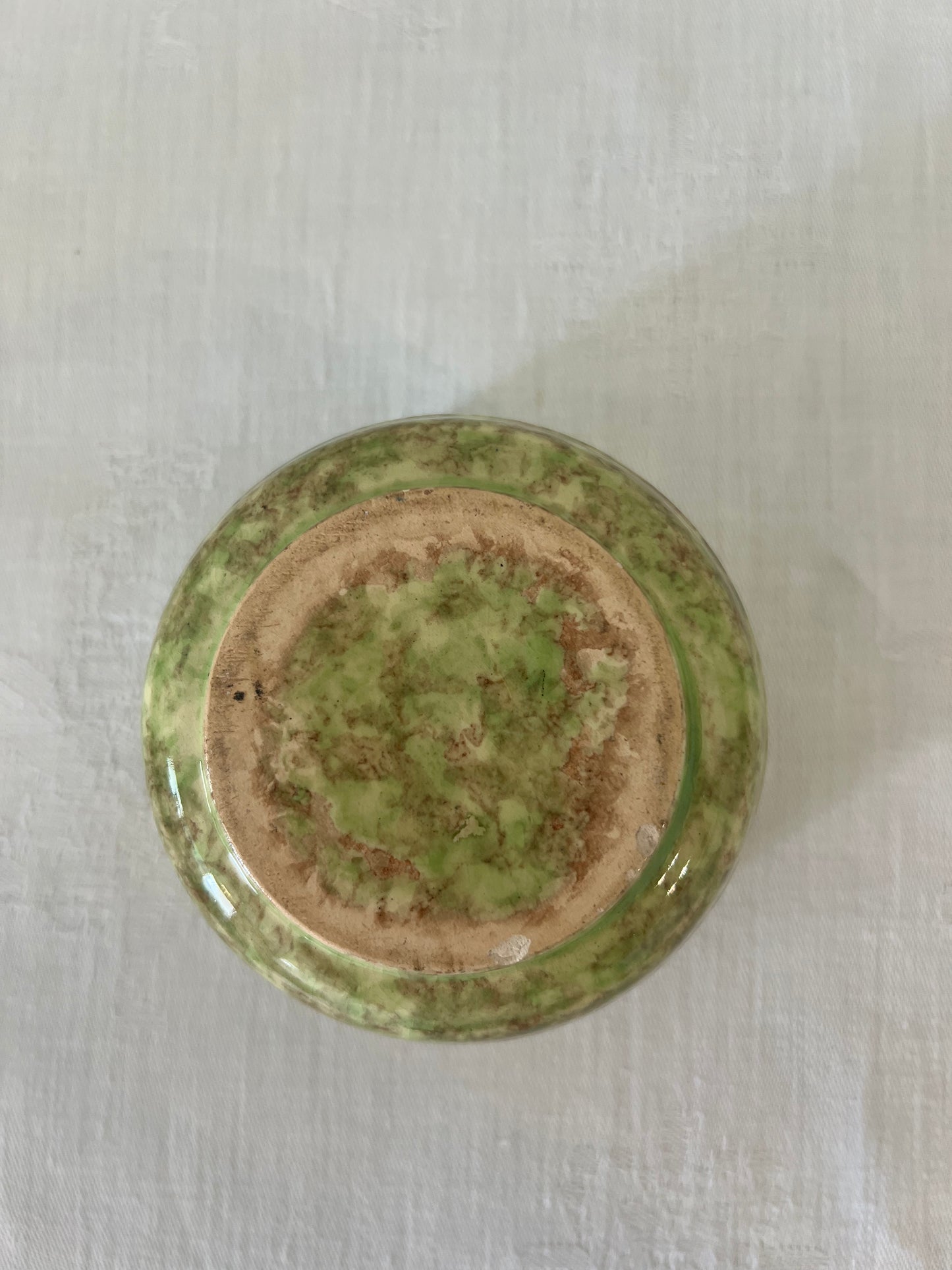 Dappled green pot