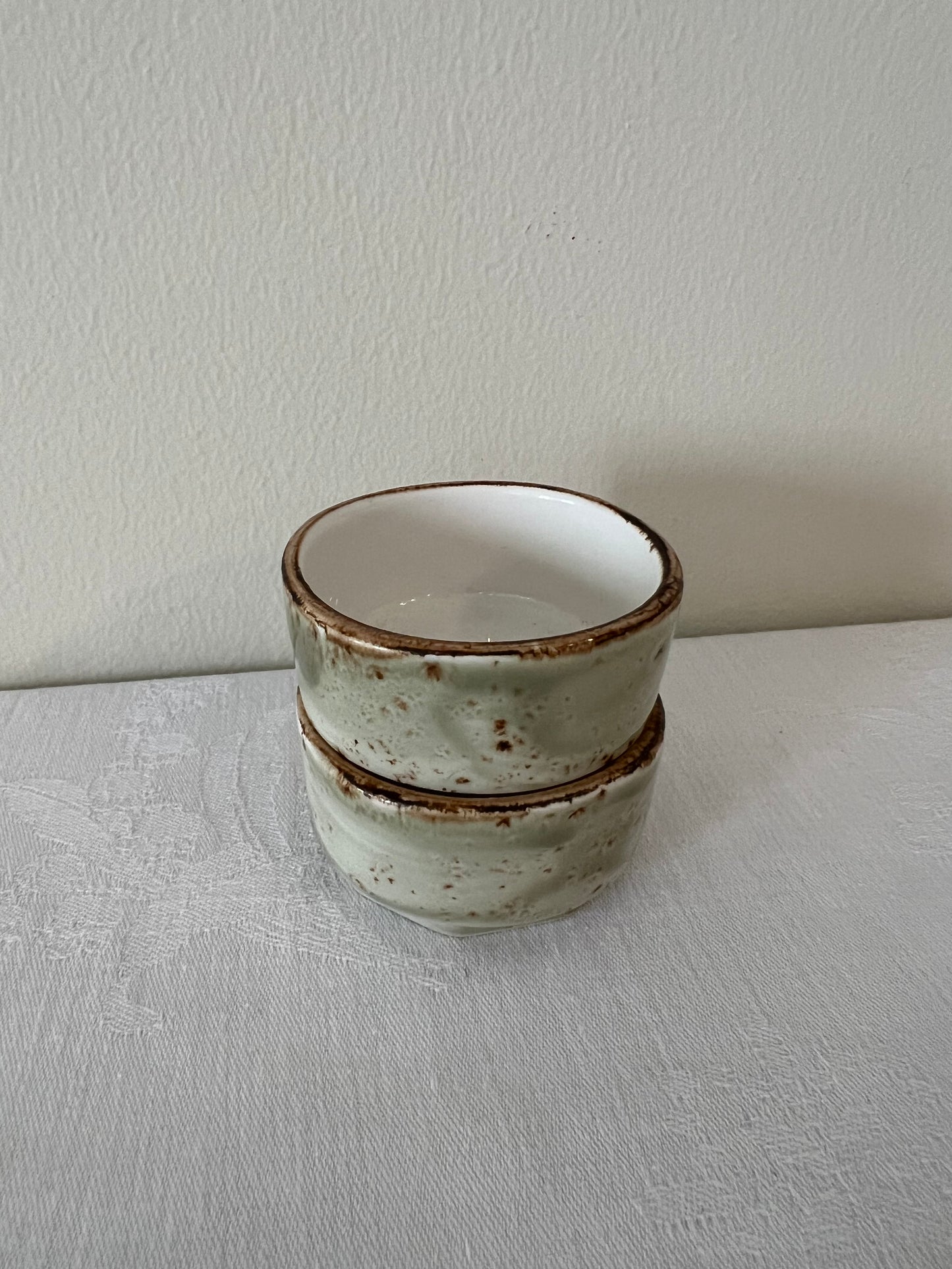 Pebble pots