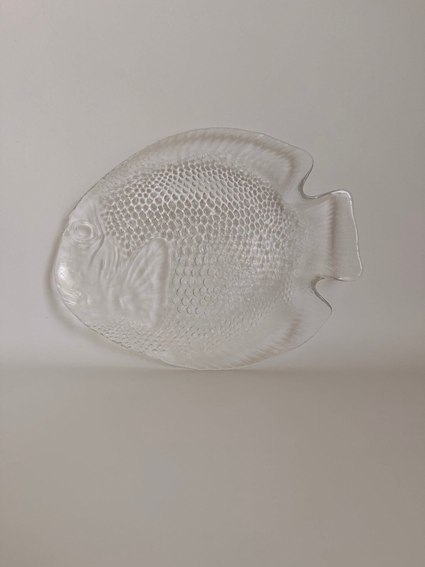 Arcoroc France Fish glass dish