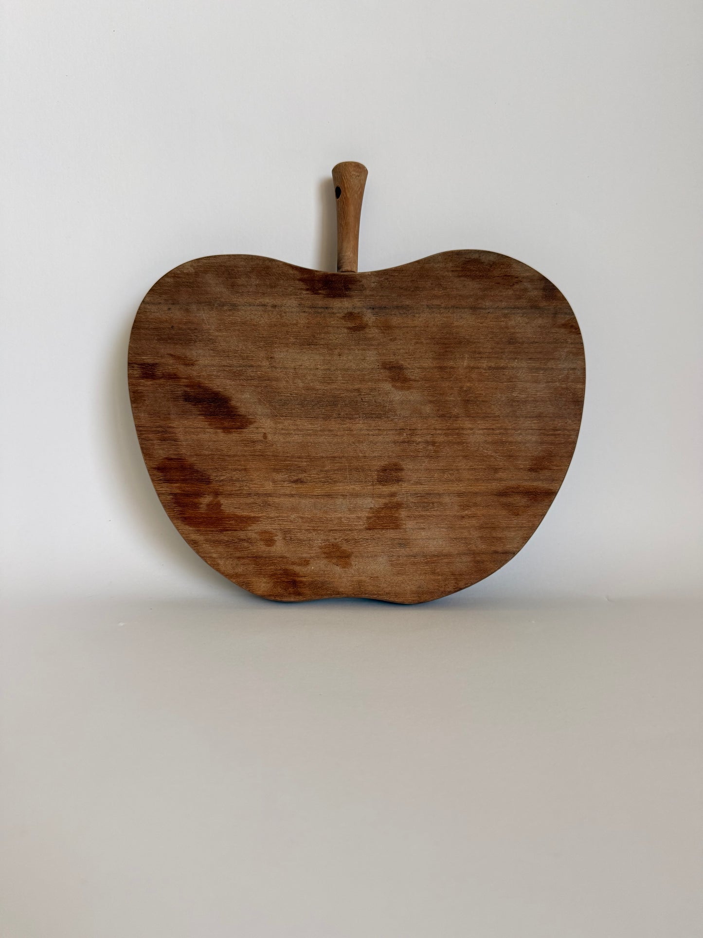 Apple shape cheese board