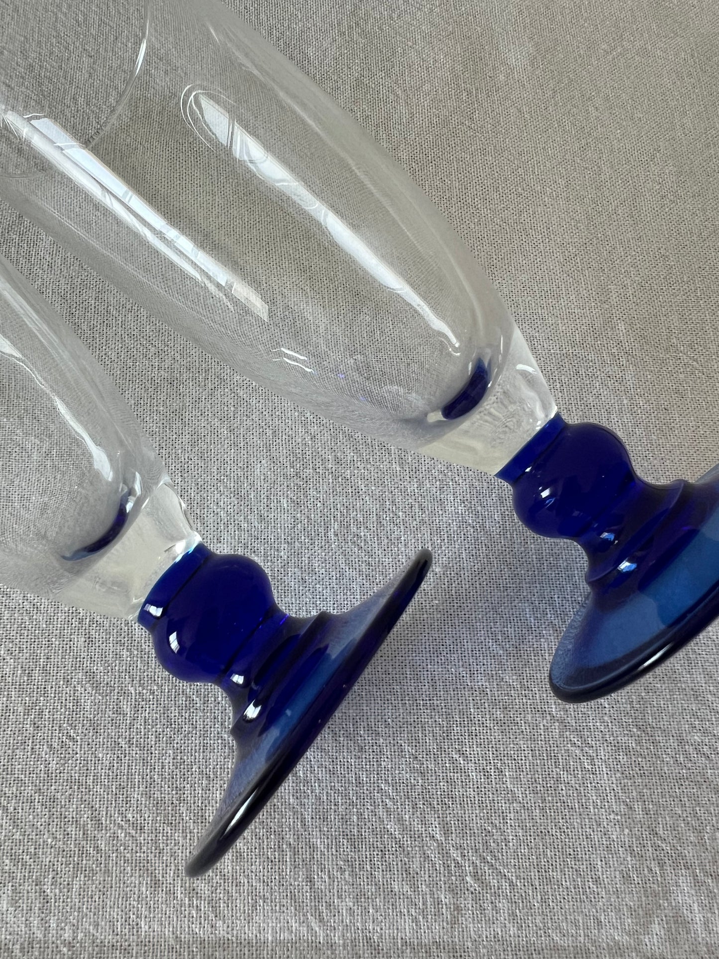 Luminarc France glass flutes
