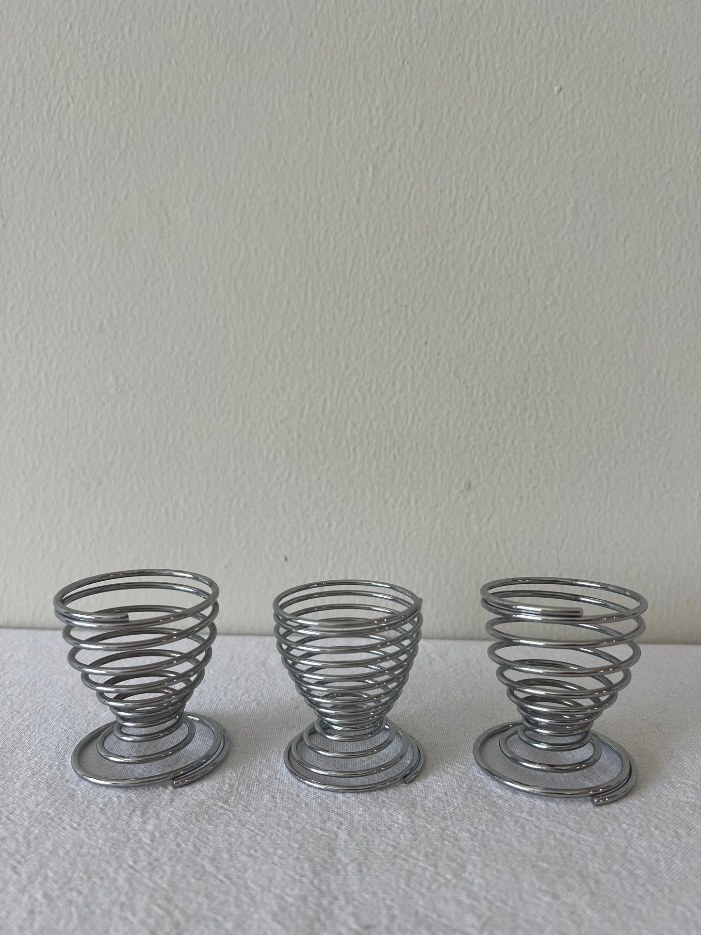 Spiral egg cups