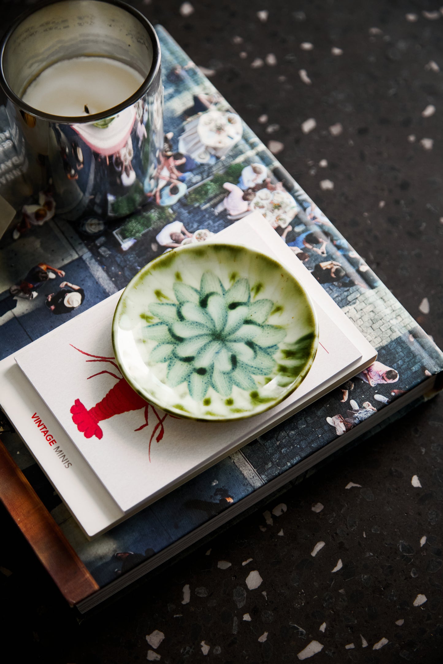 Porthmadog pottery floral dish