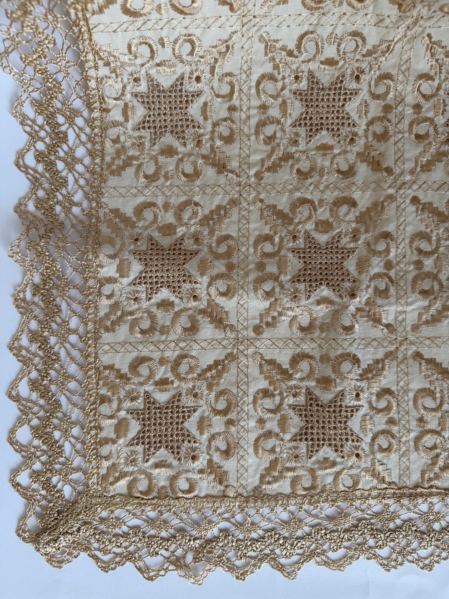 Lace edged embroidered table runner