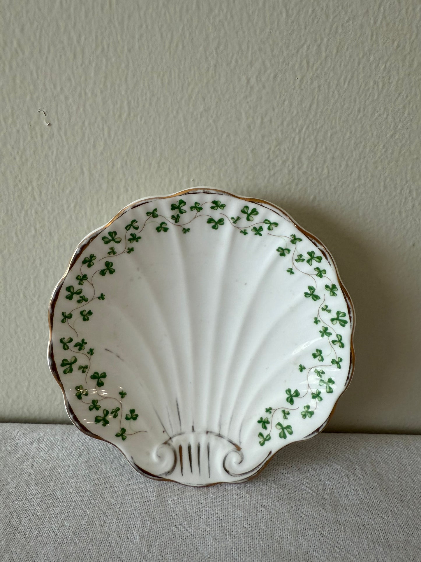 Shamrock shell