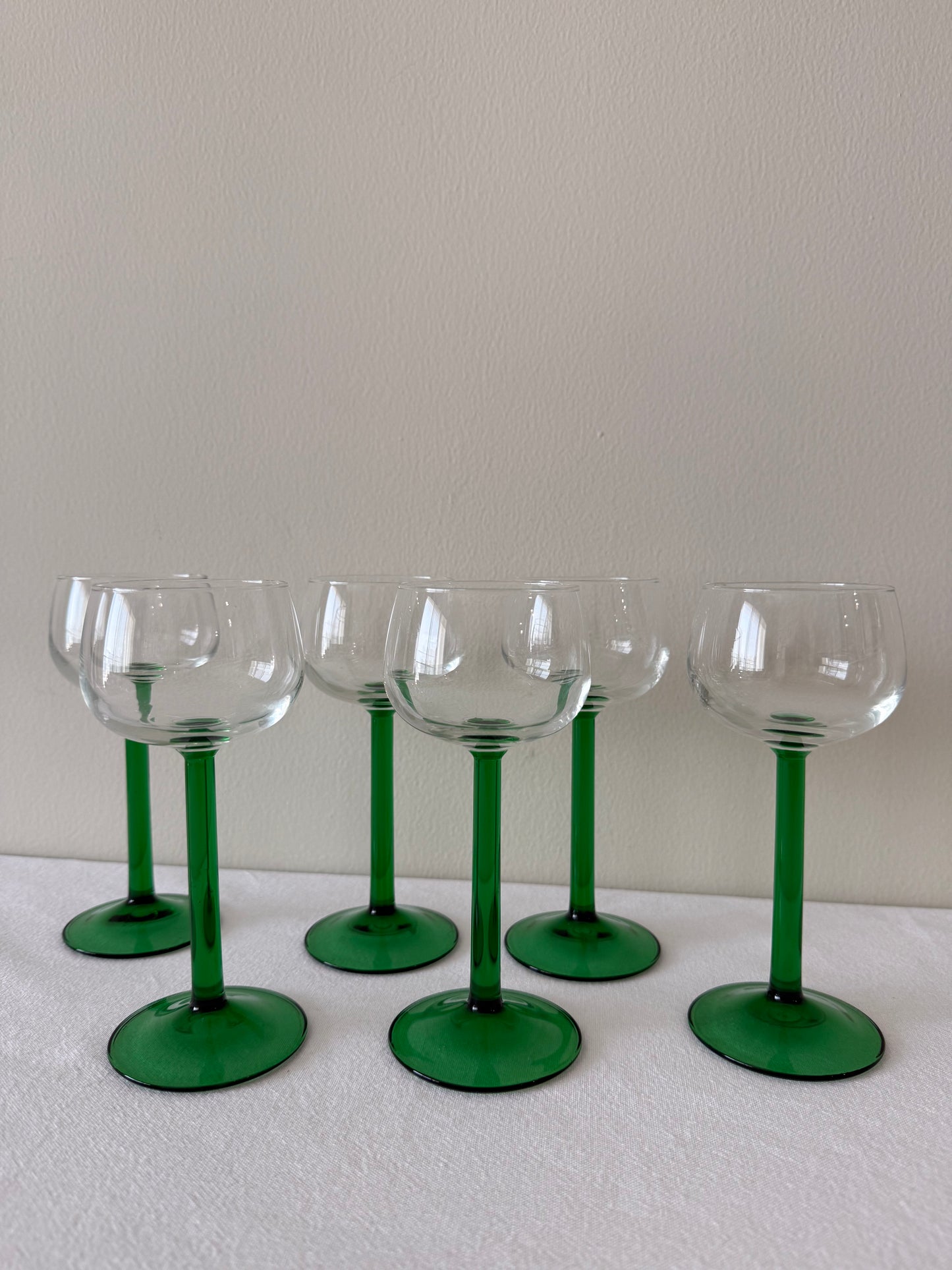 Green base glass set
