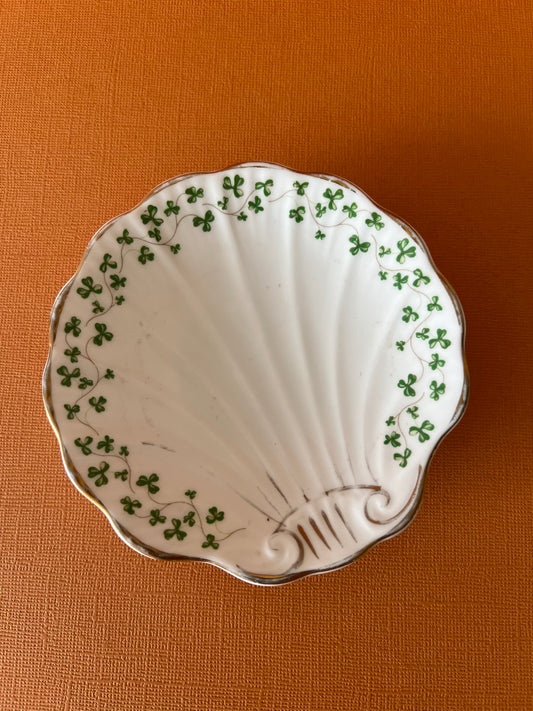 Shamrock shell