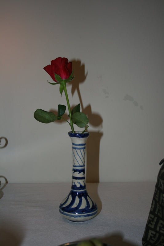 Bud vase