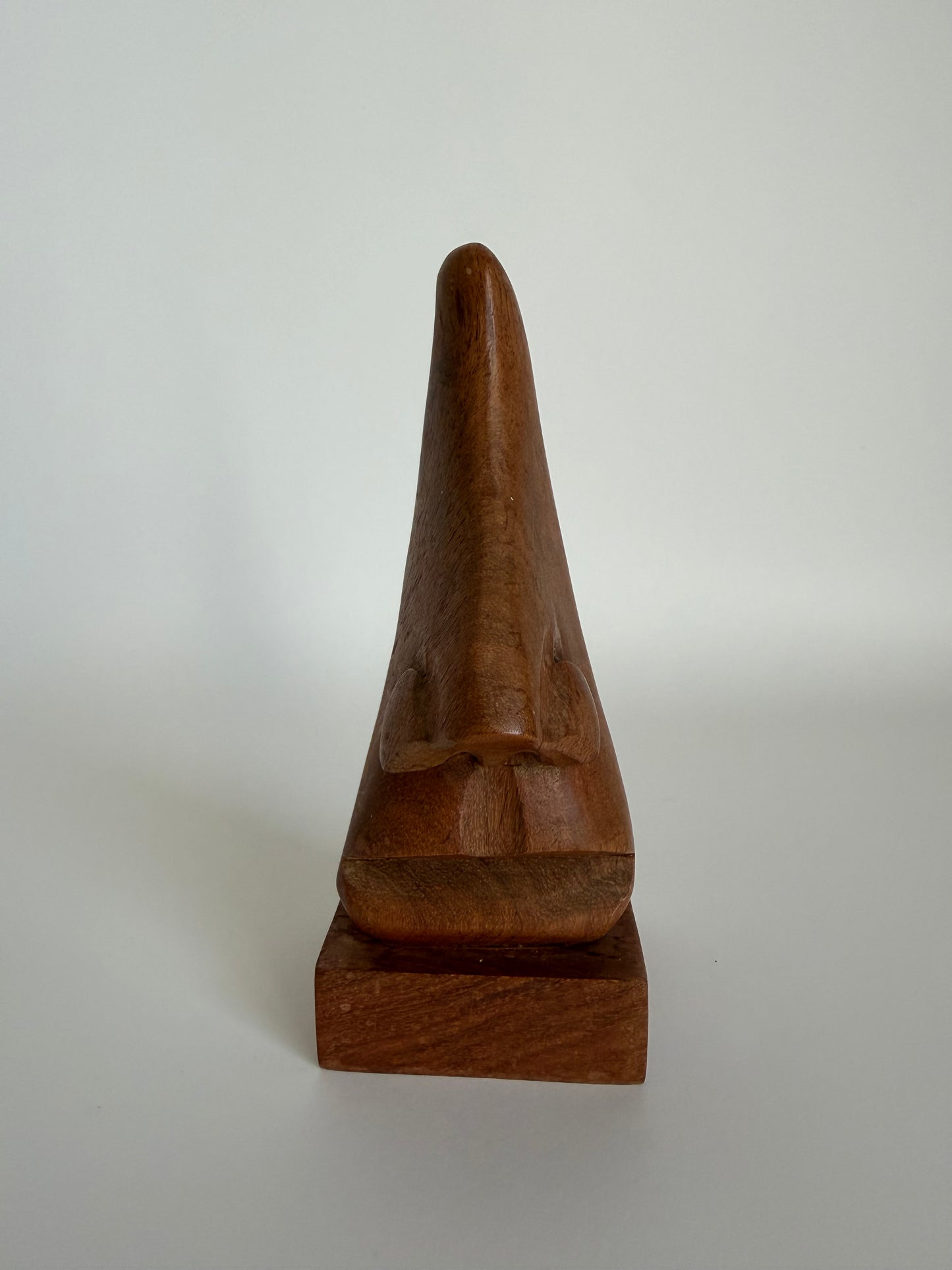 Wooden face glasses holder
