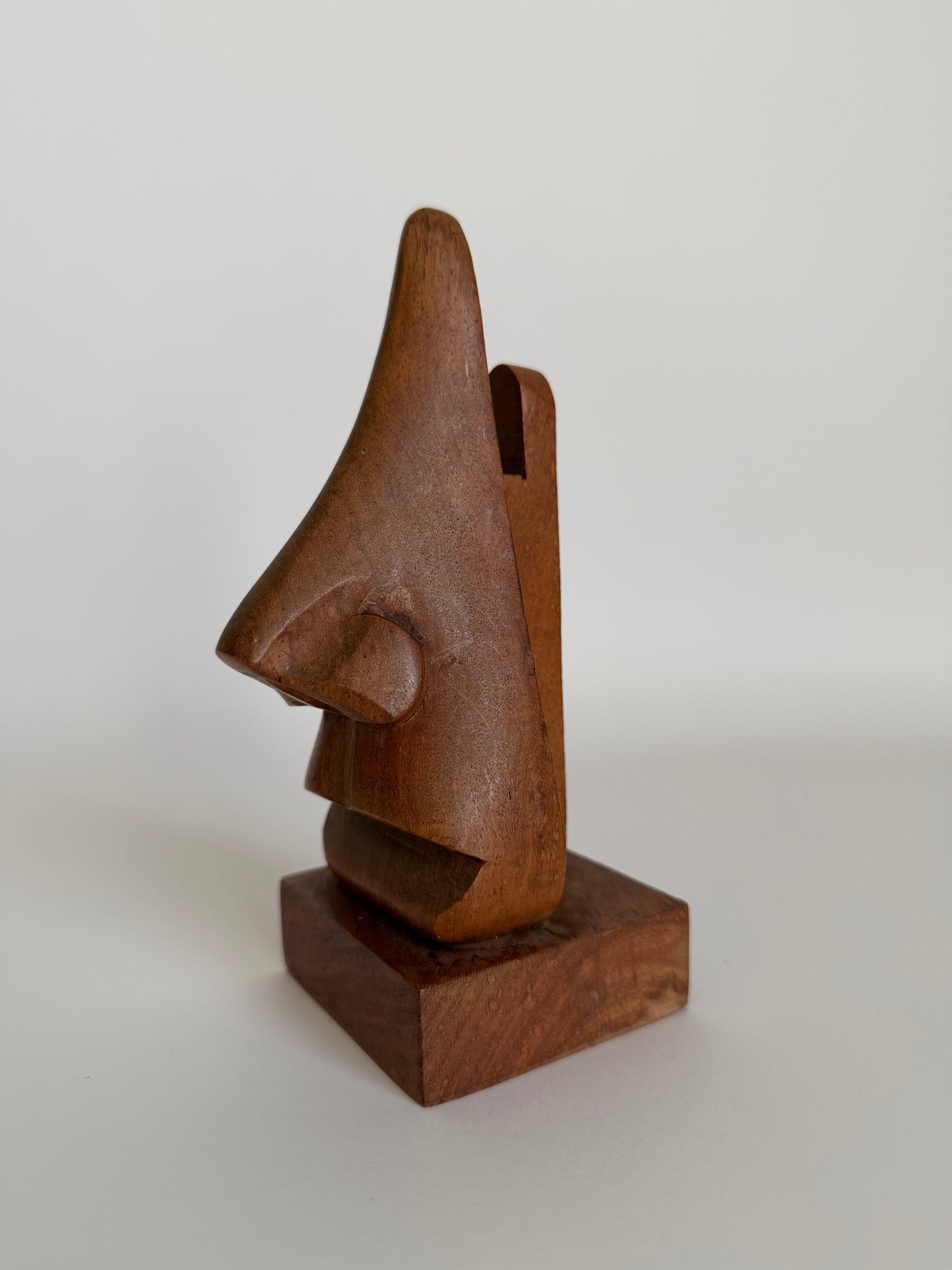 Wooden face glasses holder