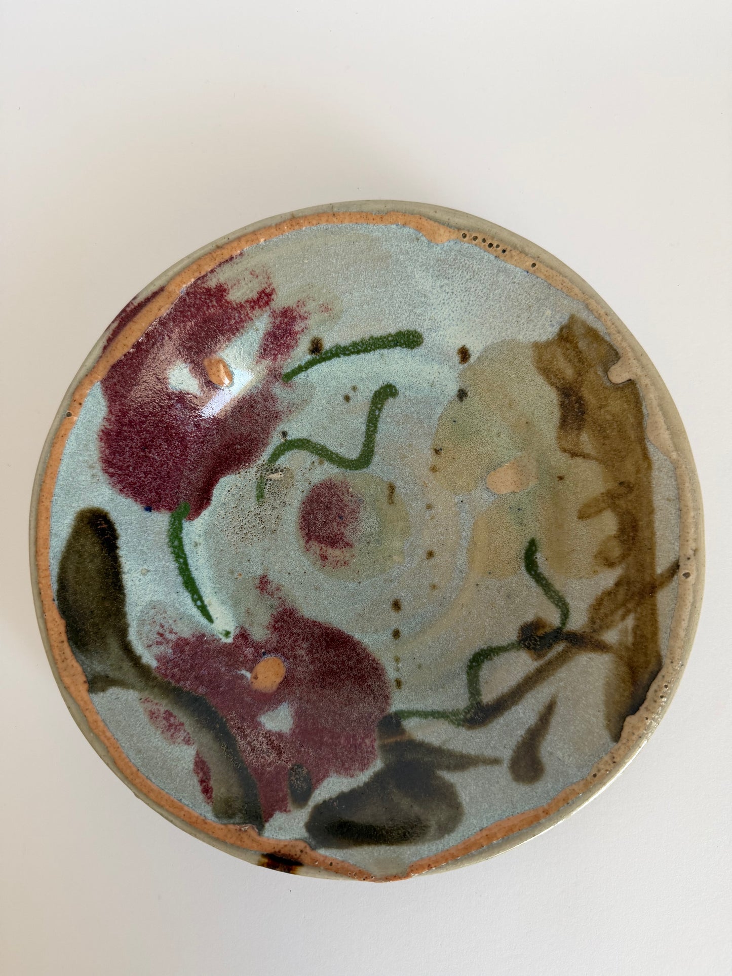 Abstract plate