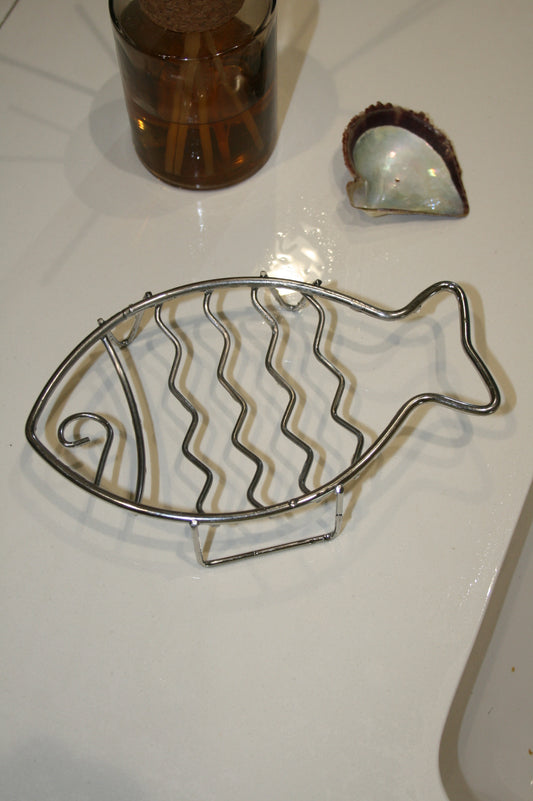Fish soap dish