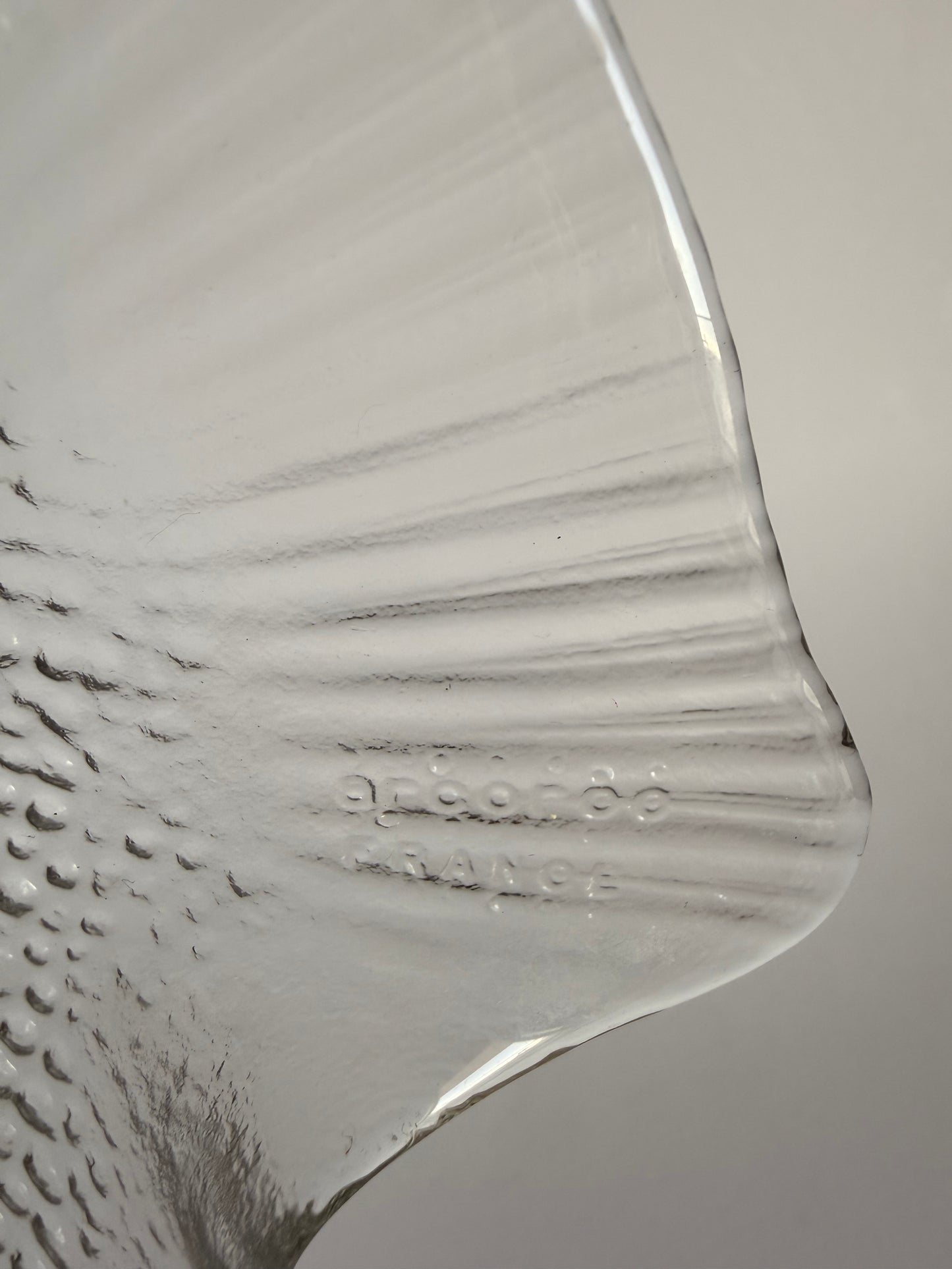 Arcoroc France Fish glass dish