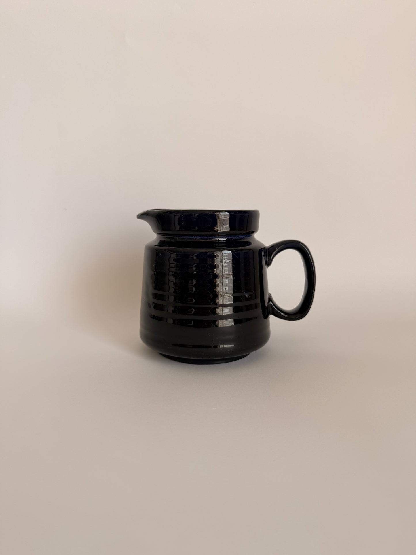 Navy jug