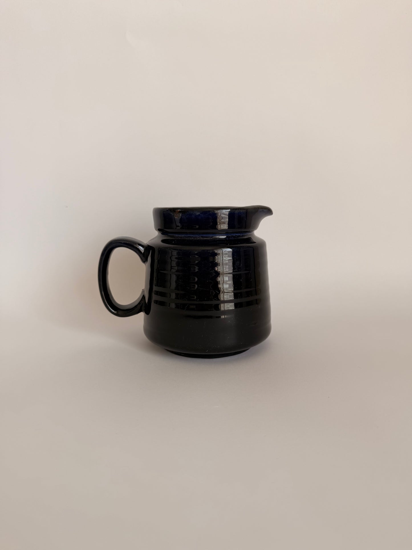 Navy jug
