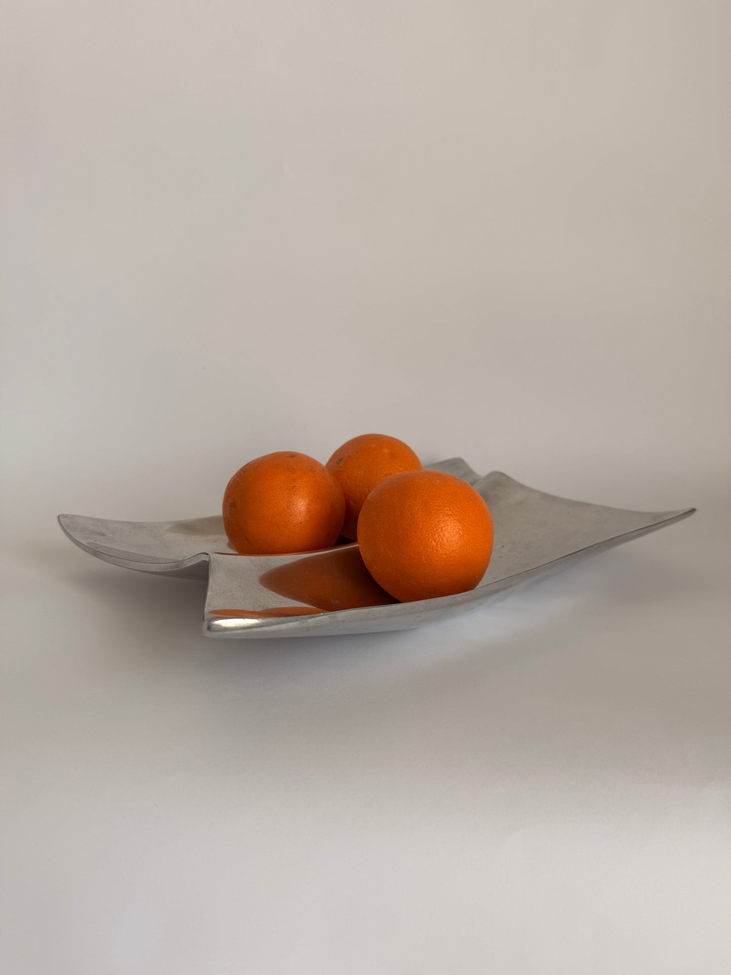 90s sculptural dish