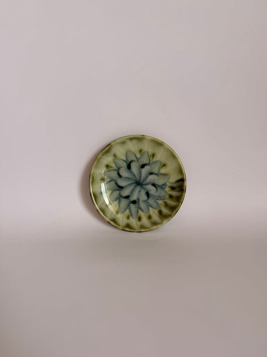 Porthmadog pottery floral dish