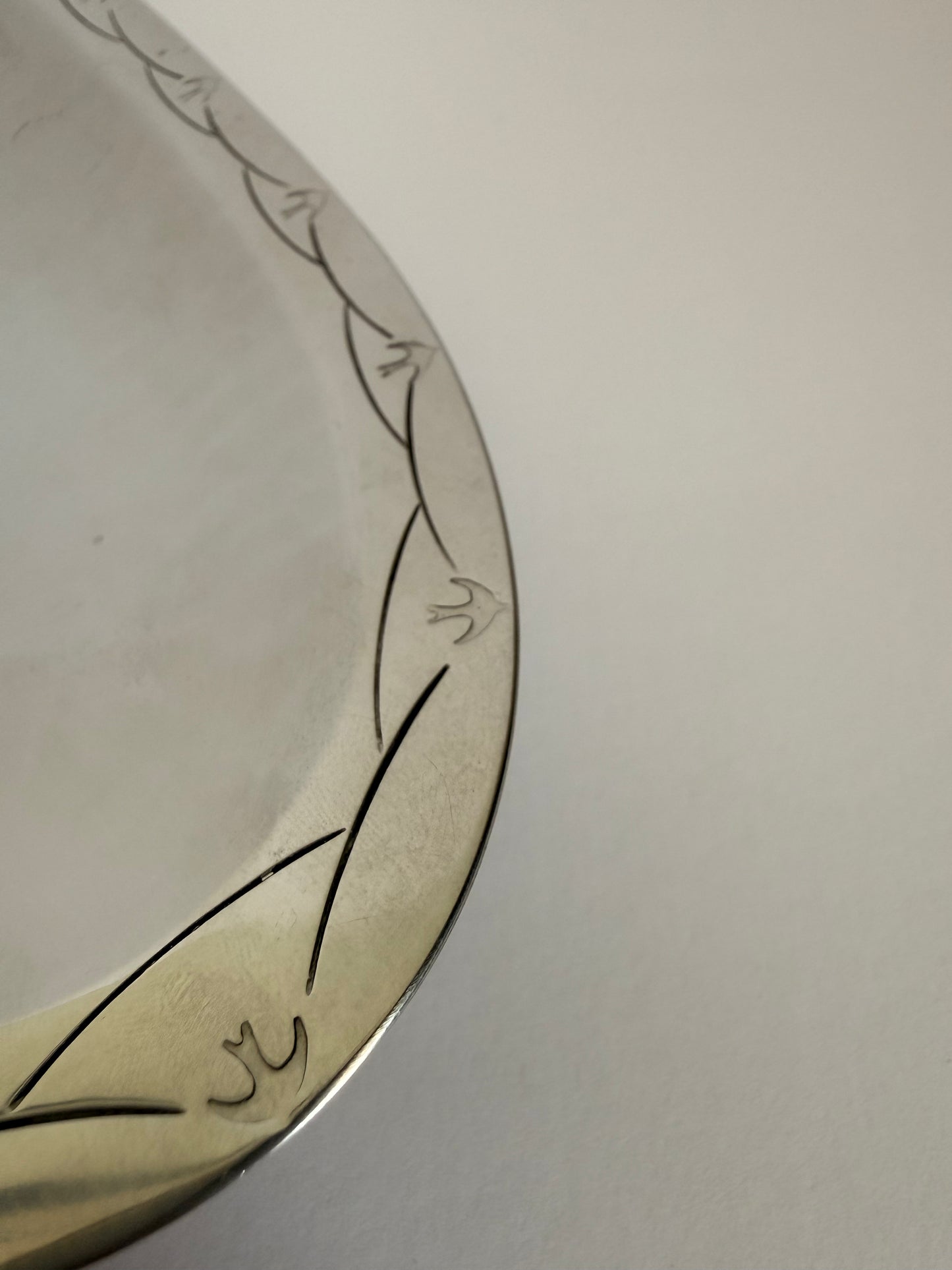 LRI Borrowdale hand beaten stainless steel dish