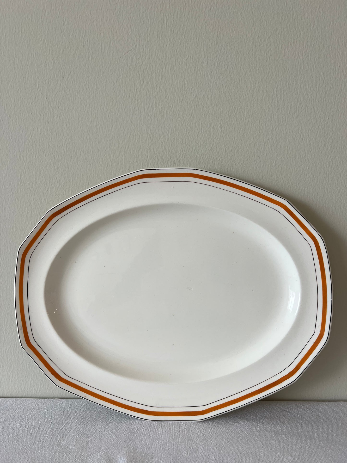 Alfred Meakin Serving dish
