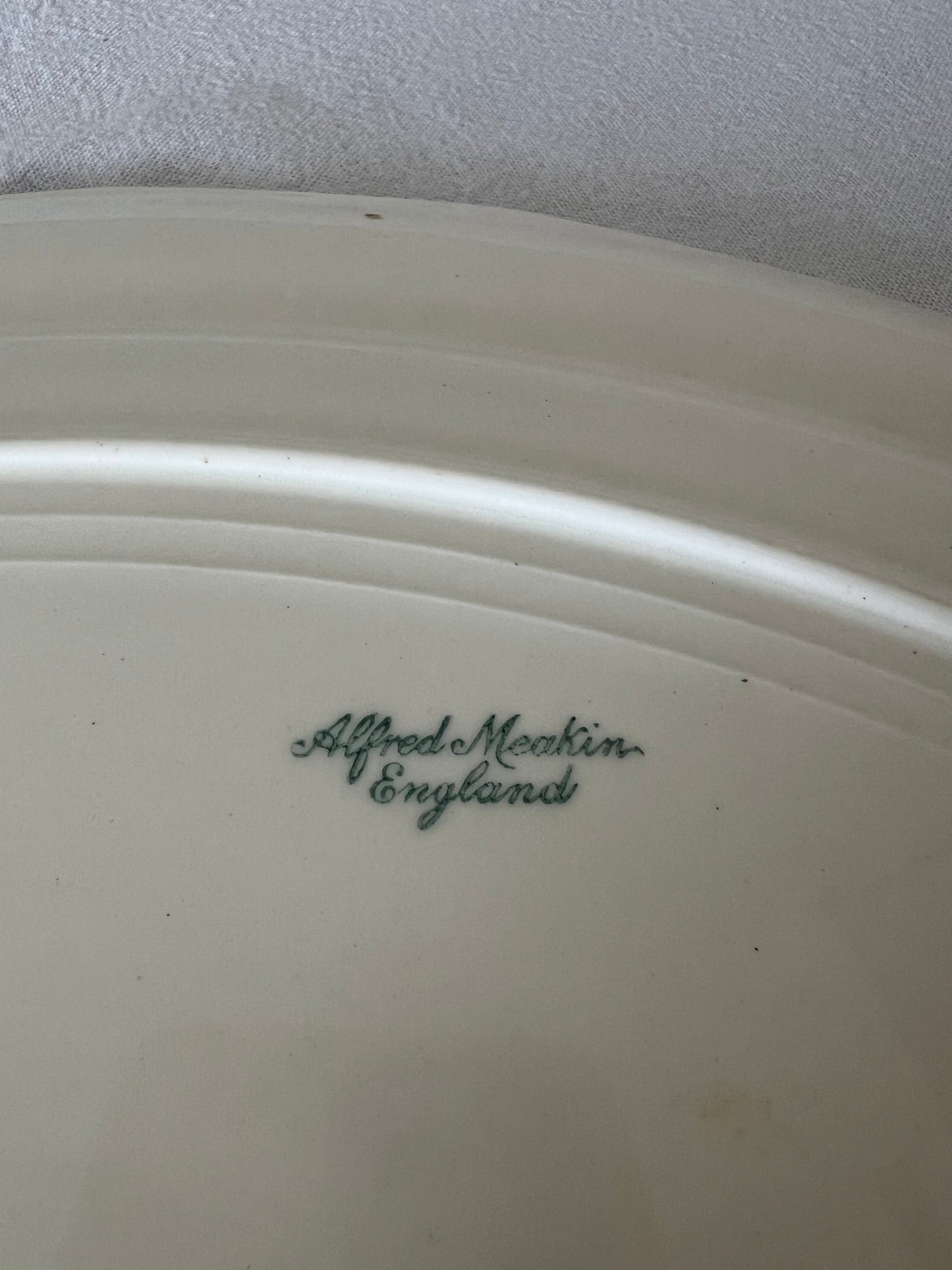 Alfred Meakin Serving dish