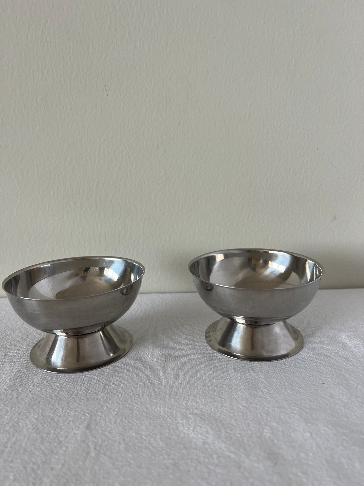 Stainless steel ice cream coupes