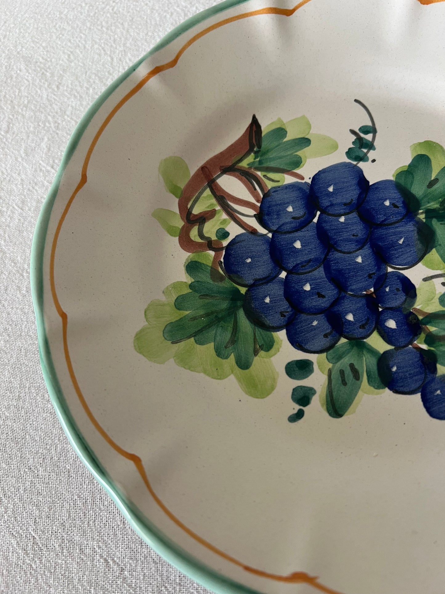 Vietri Solimene grape plates