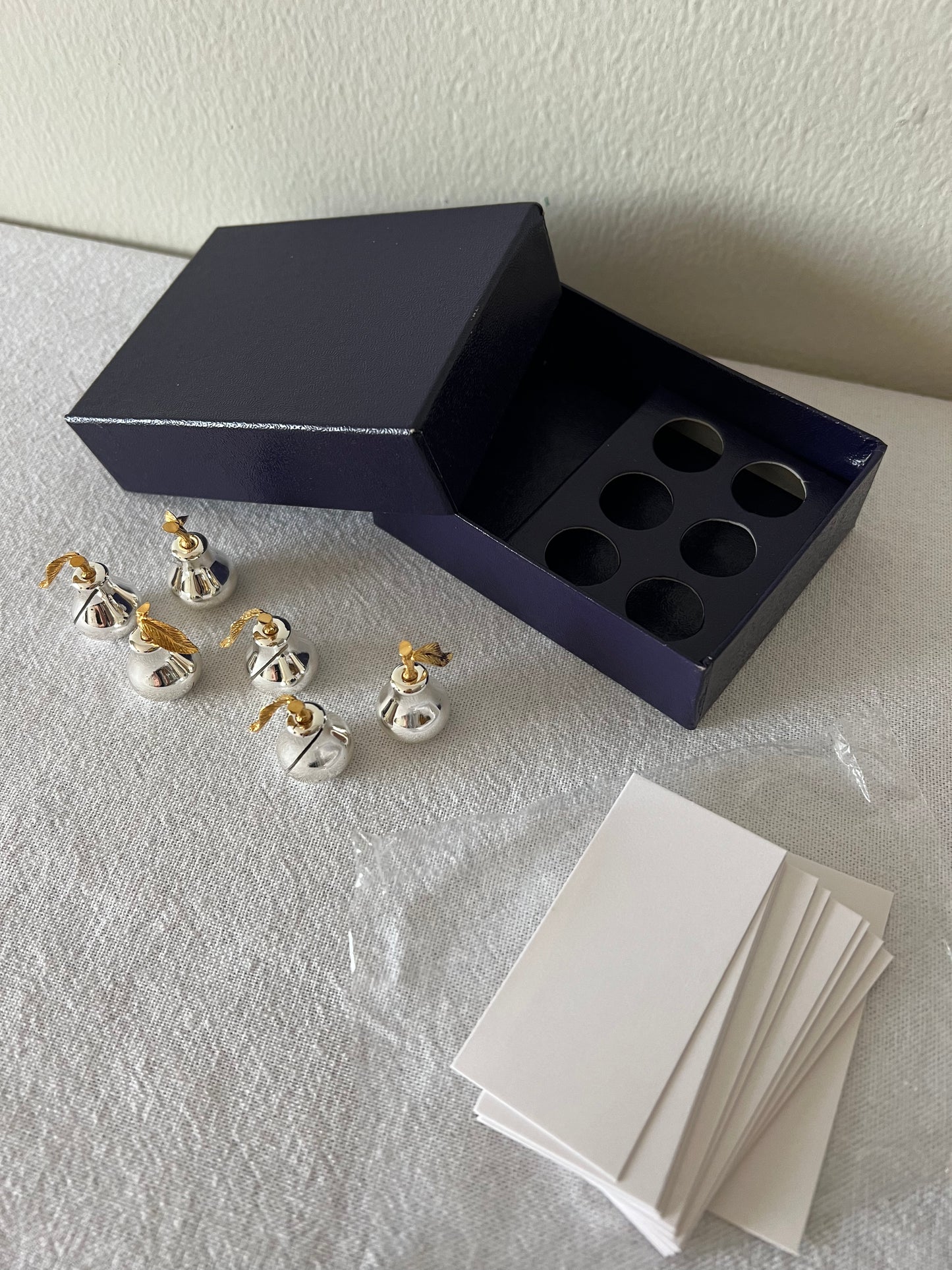 Pear name card holders