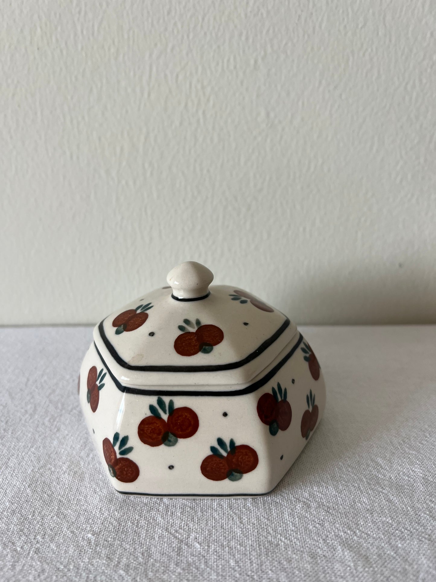 Chery trinket dish