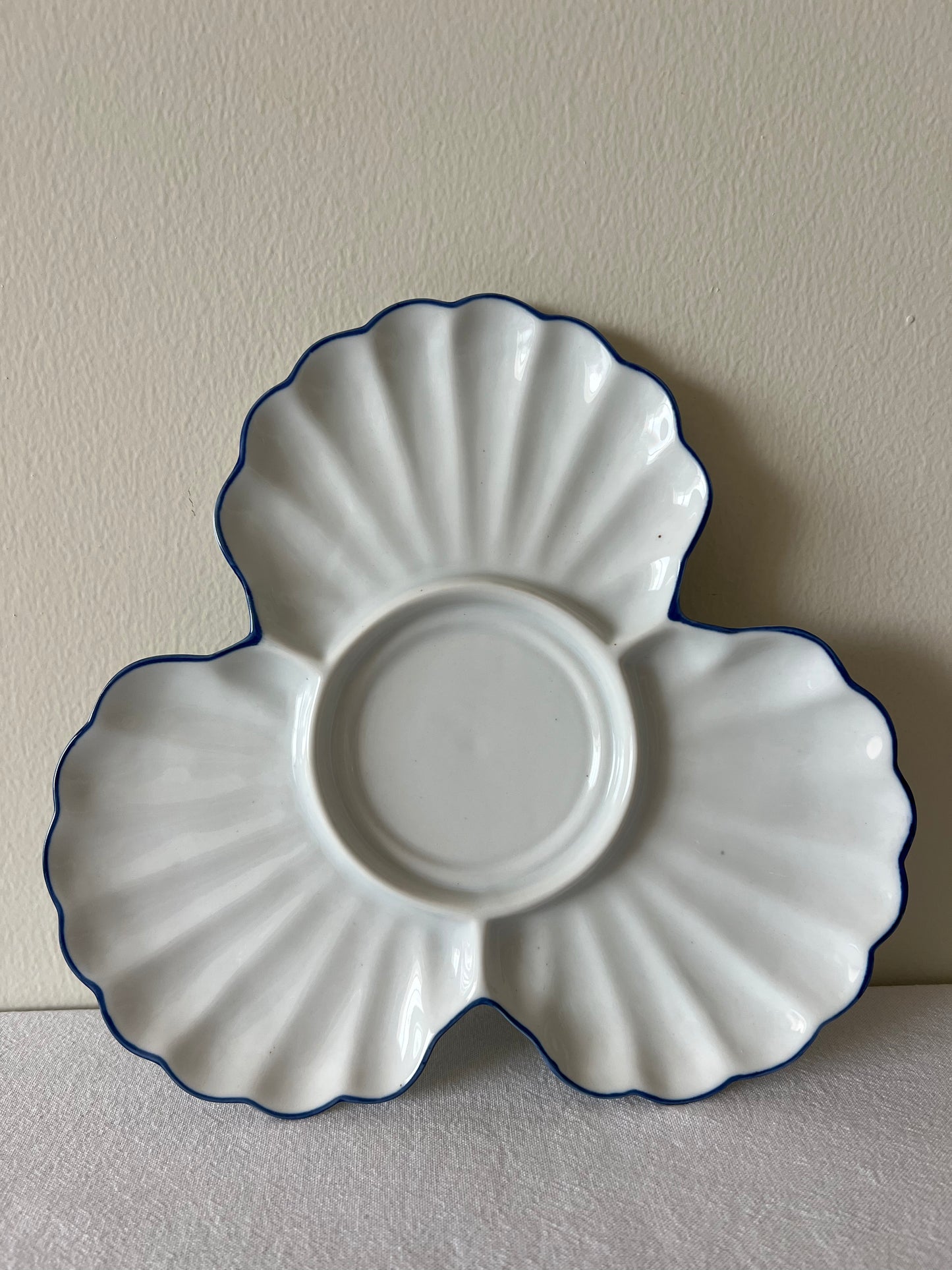Triple shell ceramic serving dish